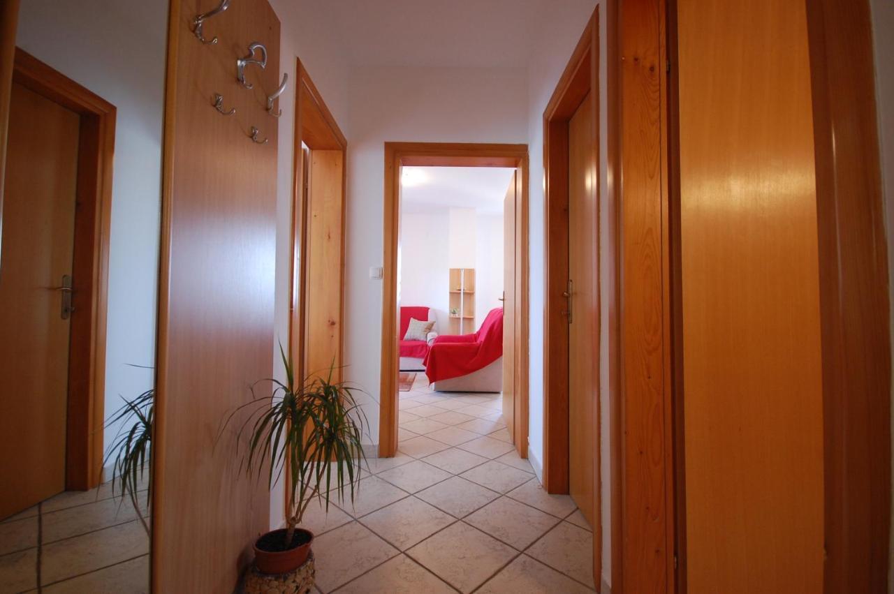 Apartments Novak By El-Pi Tours Malinska Exteriér fotografie